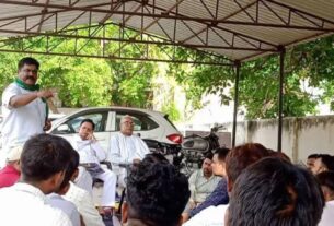 Kisan Union supported the ongoing movement against privatization of electricity